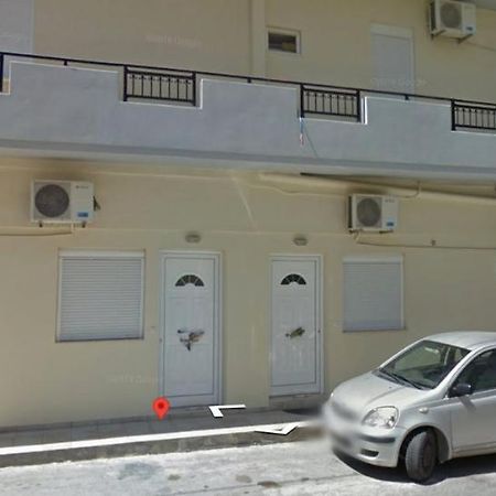 Warm Studio Apartment In Heraklion ภายนอก รูปภาพ